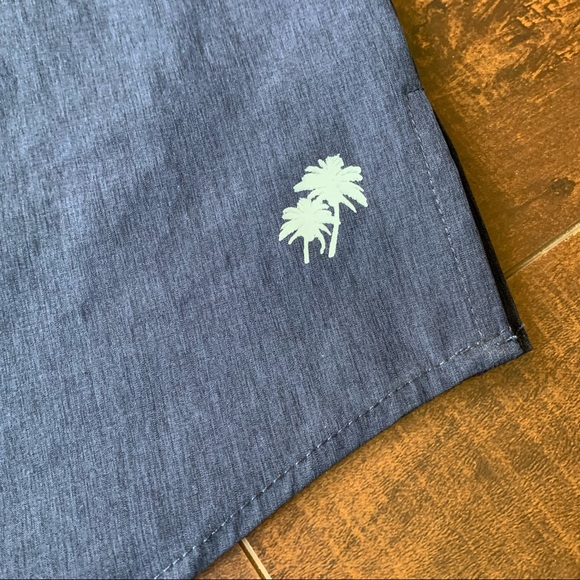 Trunks Mens Button Down Navy Shirt XL - Picture 3 of 6